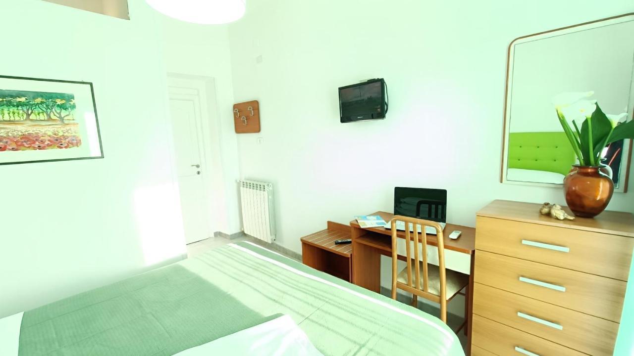 Hotel Casa Nicola Sant'Angelo  Екстериор снимка