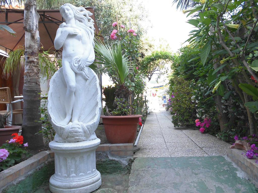 Hotel Casa Nicola Sant'Angelo  Екстериор снимка