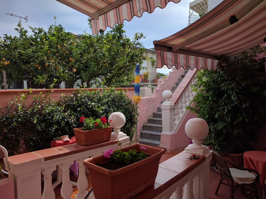 Hotel Casa Nicola Sant'Angelo  Екстериор снимка